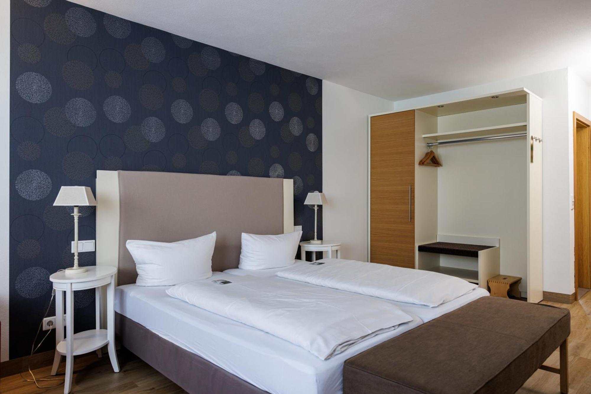 Flair Hotel Zum Storchen Bad Windsheim Exterior foto