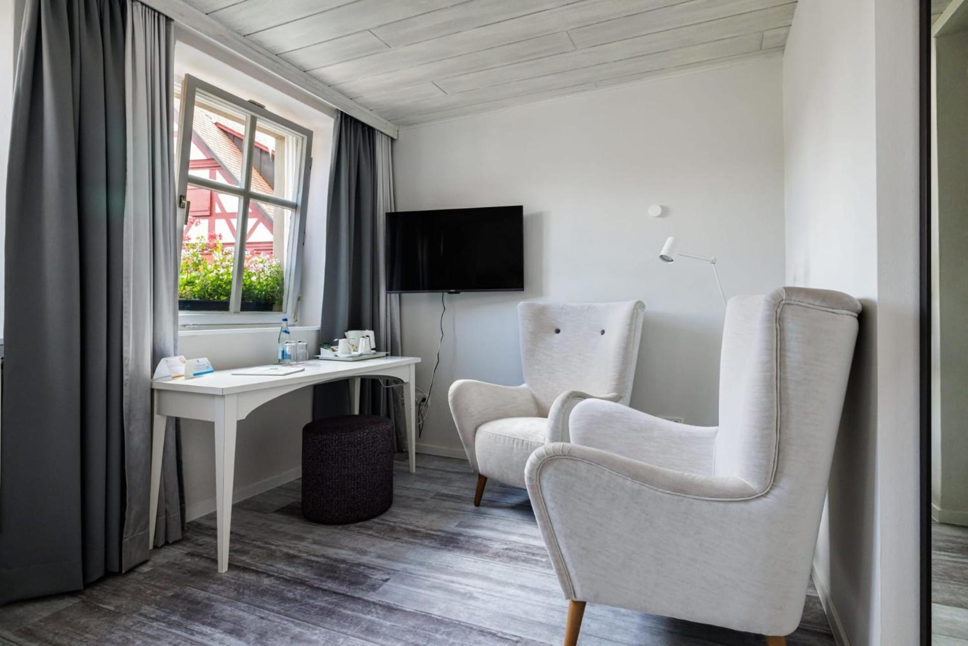 Flair Hotel Zum Storchen Bad Windsheim Exterior foto